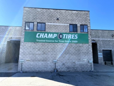 Building Signs Photo